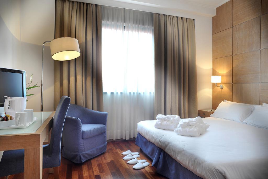 Ih Hotels Firenze Business Scandicci Bagian luar foto