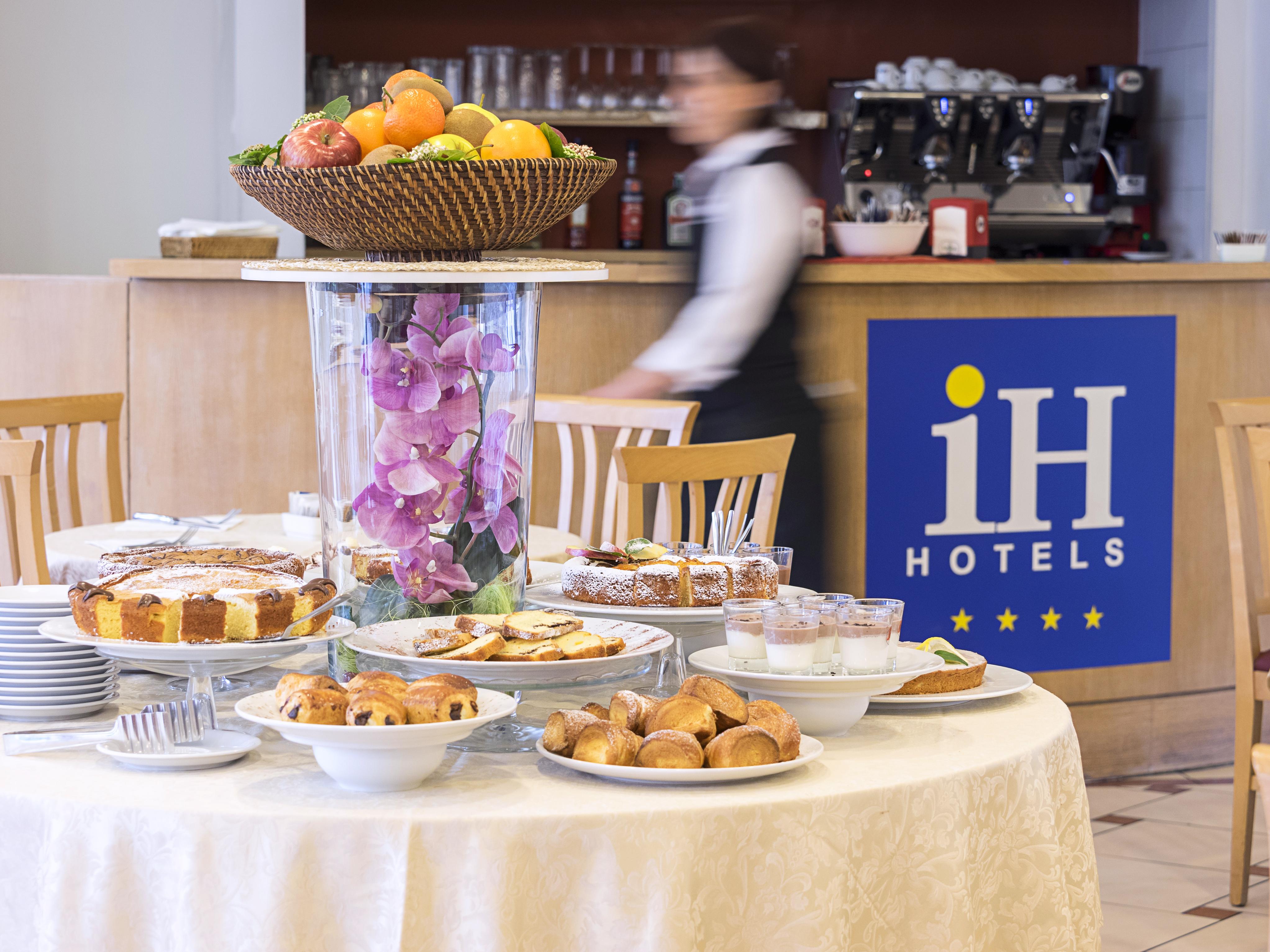 Ih Hotels Firenze Business Scandicci Bagian luar foto