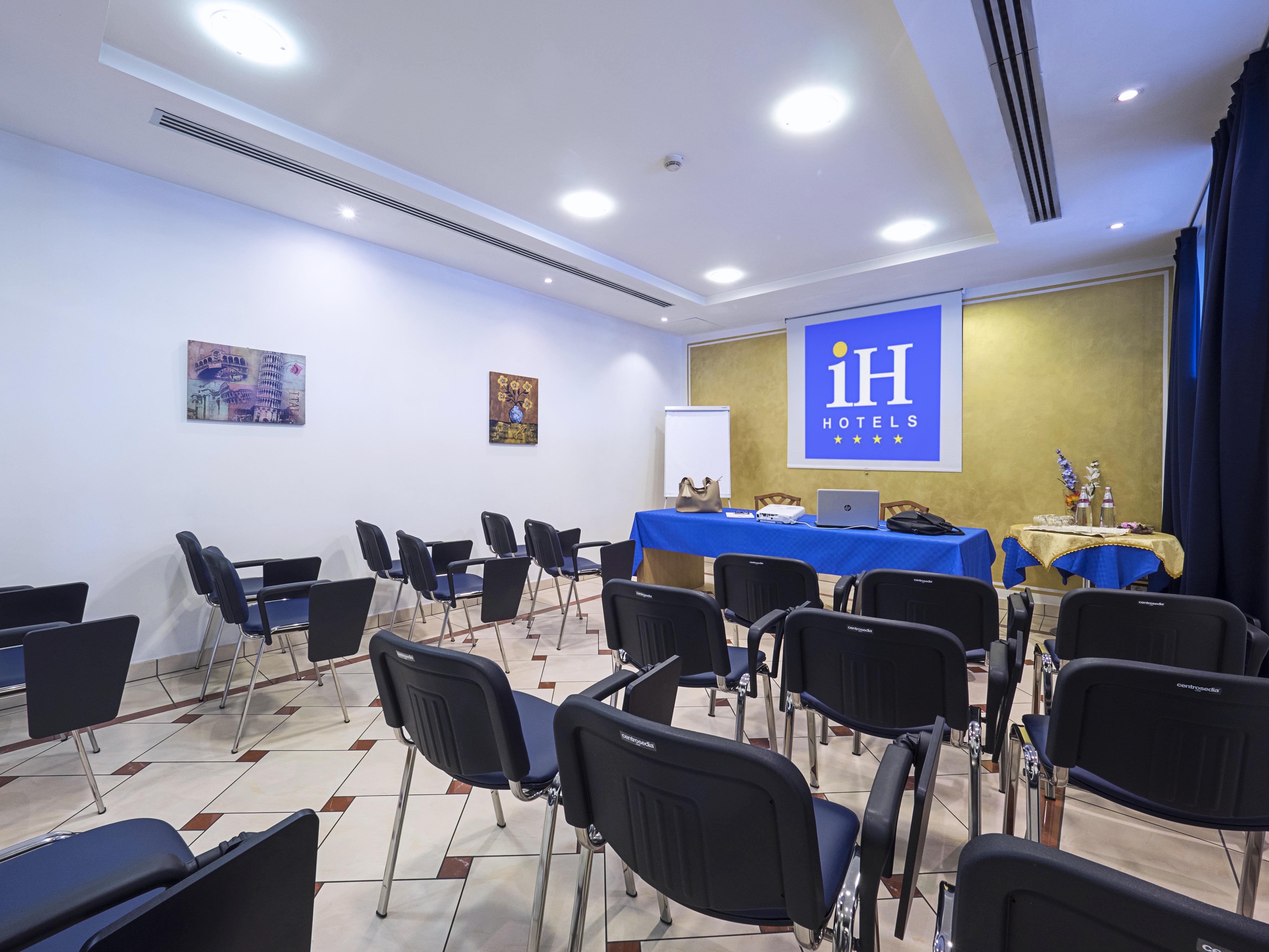 Ih Hotels Firenze Business Scandicci Bagian luar foto